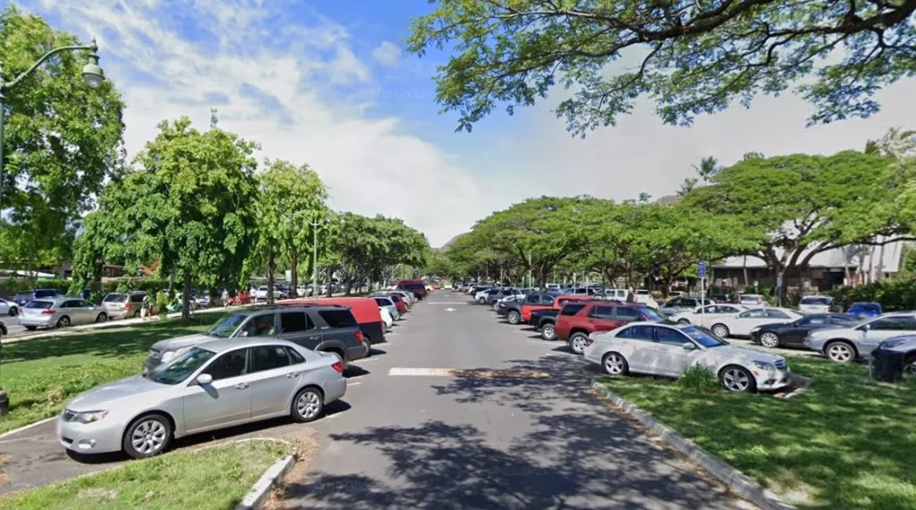 Waikiki Shell Parking